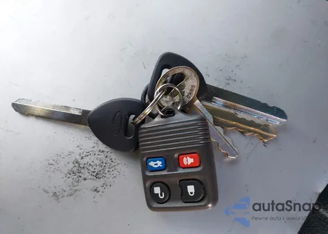 1996 Mercury Grand Marquis Ls/Bayshore z USA, uszkodzony, nr VIN 2MELM75W6TX647112